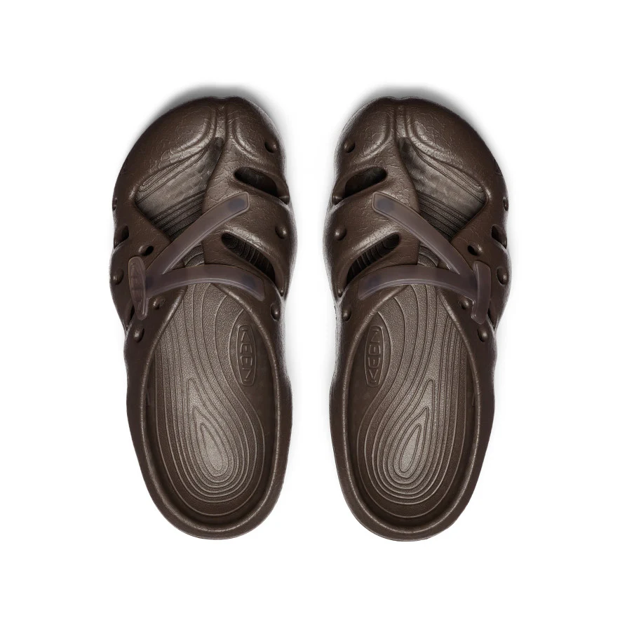 All Gender Yogeez Clog x Pilgrim Surf + Supply  |  Chocolate Brown/Whisper White - Image 4