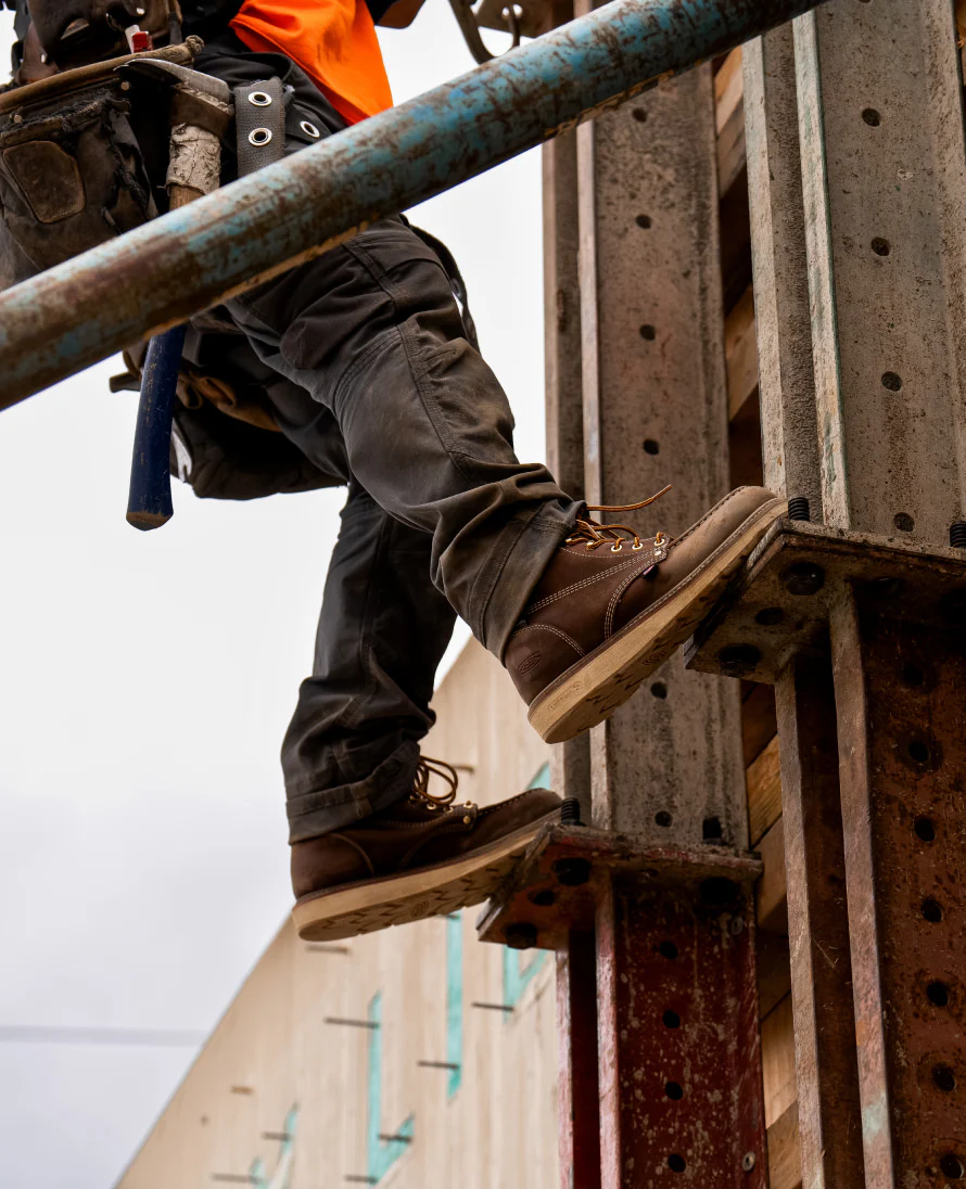 Men's Liberty 6" Waterproof Boot (Carbon Toe) | Chestnut/Gum - Image 8
