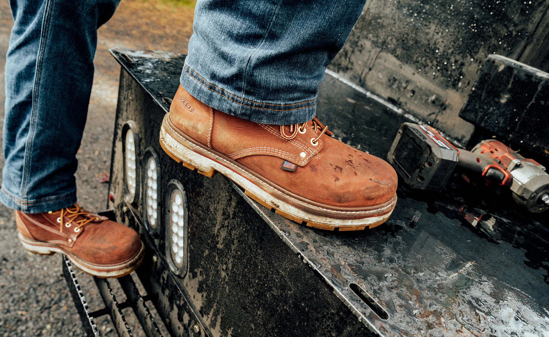 Men's Liberty 6" Waterproof 90° Heel Boot (Carbon Toe) | Bombay Brown/Gum - Image 7
