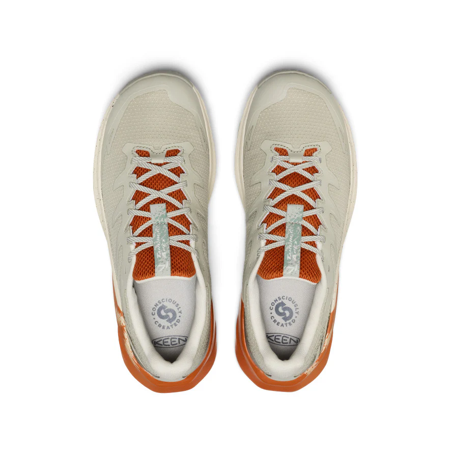 Men's Targhee Apex Waterproof Hiking Shoe  |  Abbey Stone/Gold Flame - Image 4