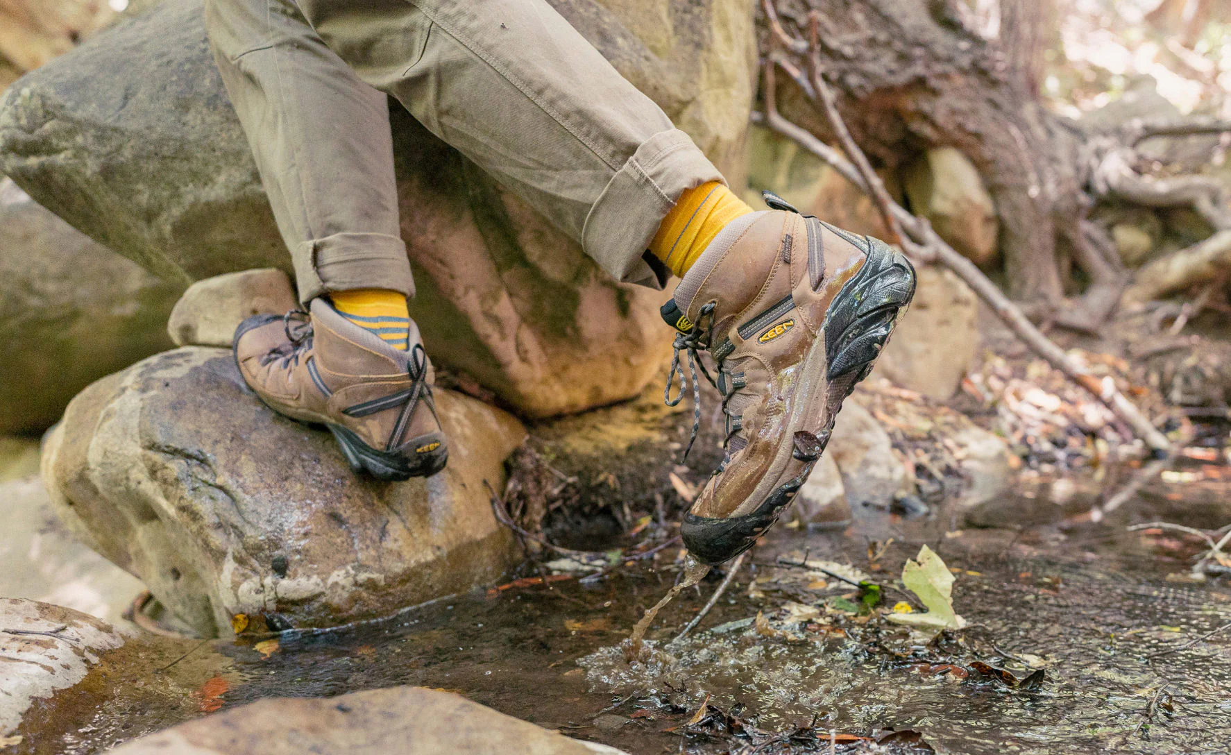 Men's Targhee II Waterproof Mid Wide  |  Shitake/Brindle - Image 5