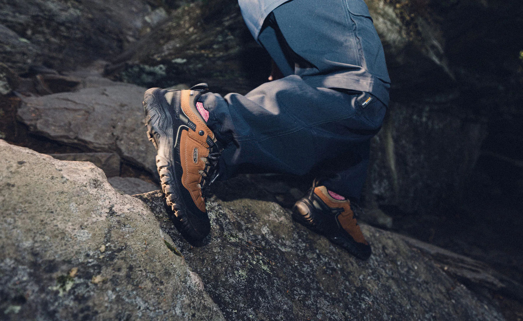 Men's Targhee IV Waterproof Hiking Shoe  |  Sea Turtle/Roasted Pecan - Image 7