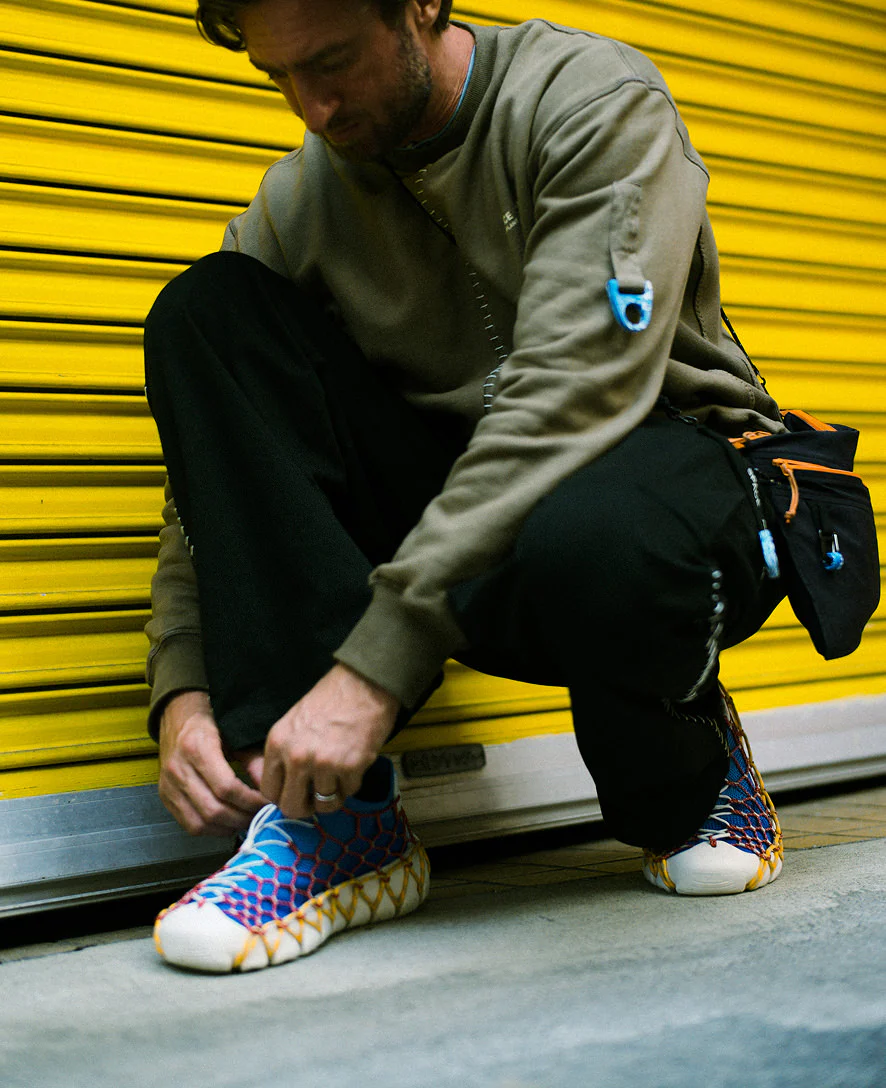 Men's UNEEK 360 Space Available Sneaker  |  Azure Blue/Star White - Image 8
