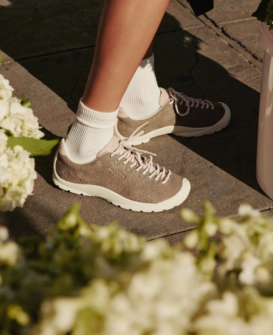 Women's Jasper KM Lite Sneaker  |  Plaza Taupe/Birch - Image 8