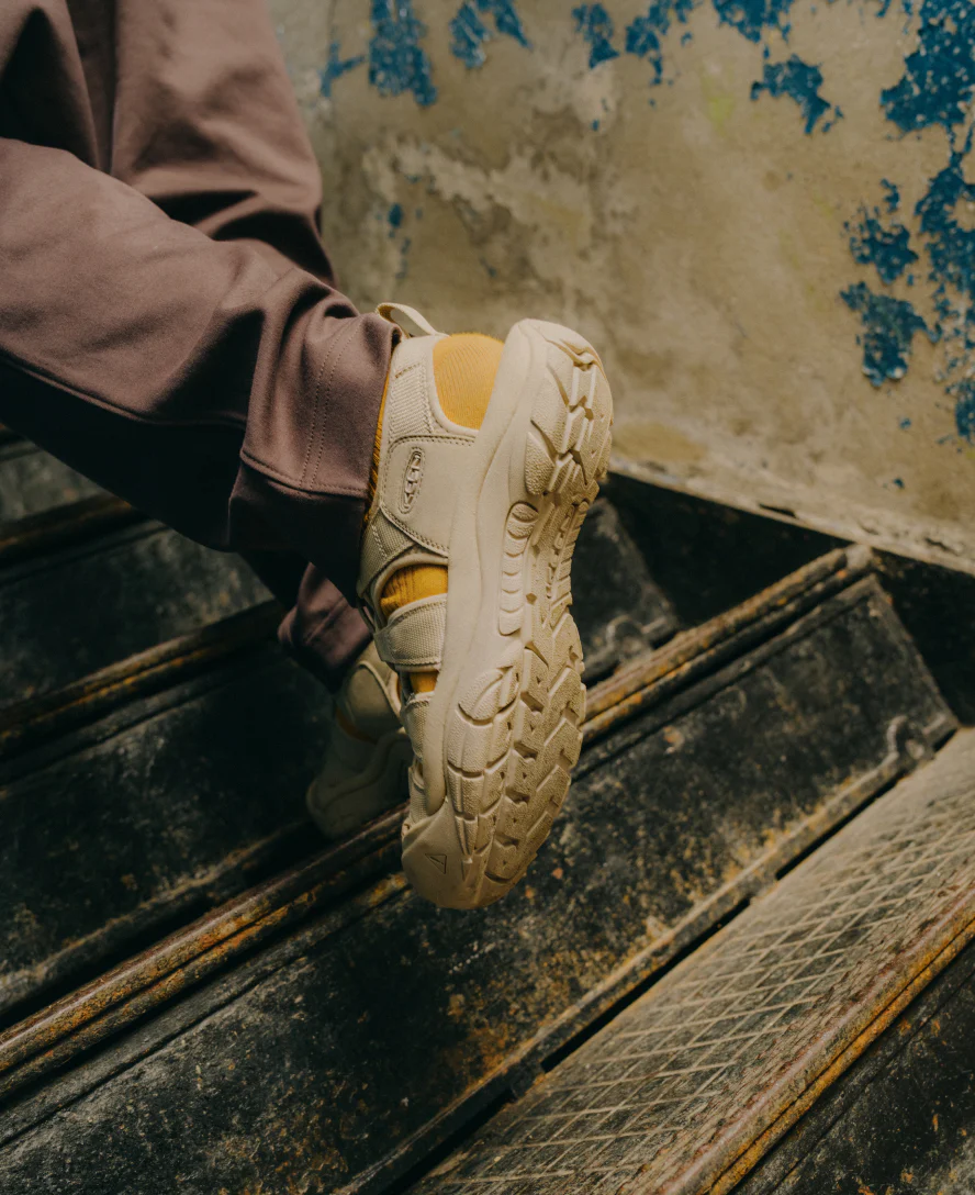 Women's Newport H2  |  Monochrome/Faded Denim - Image 8