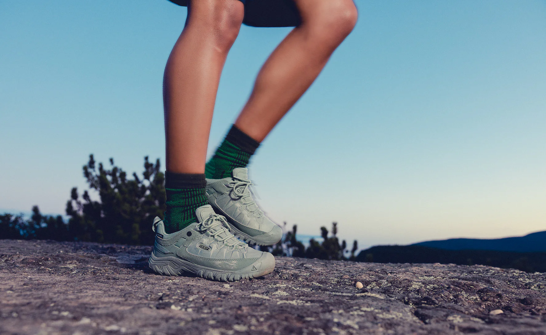 Women's Targhee EXP Waterproof Hiking Shoe  |  Lily Pad/Lily Pad - Image 7