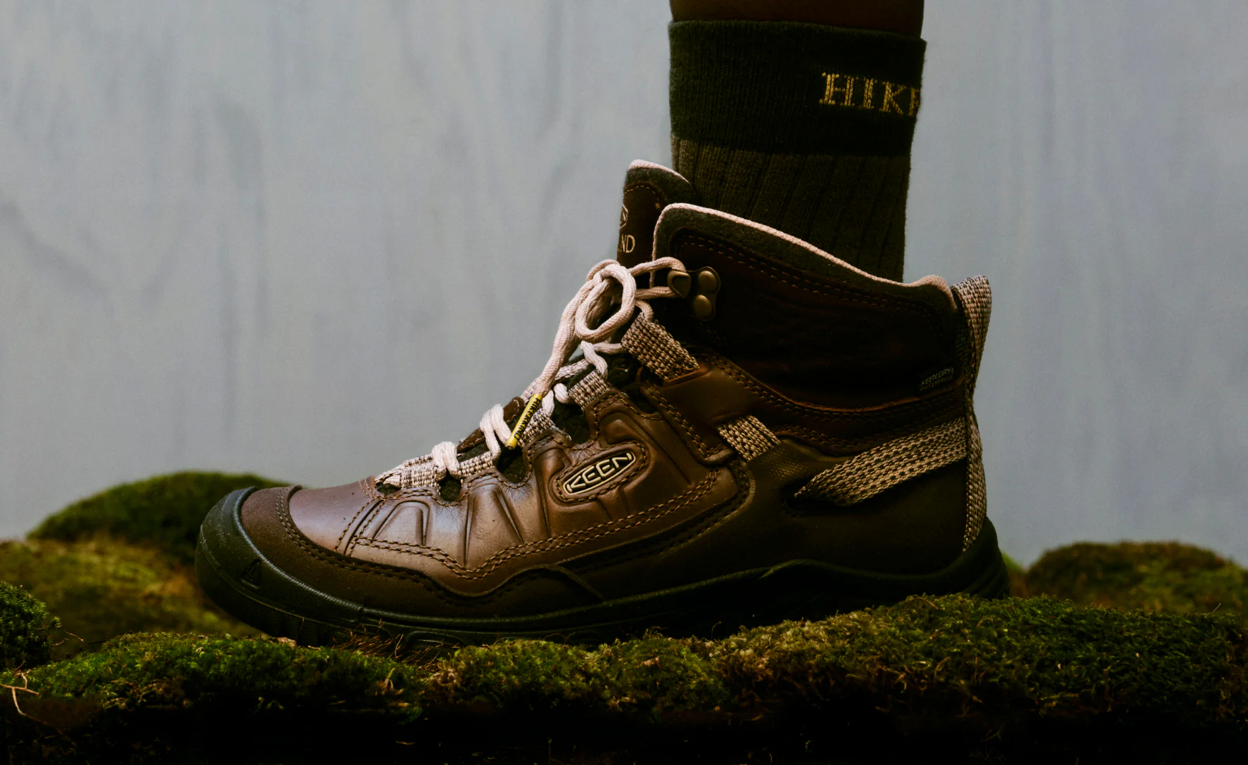 Women's Targhee IV Waterproof Hiking Boot x Hikerkind  |  Dark Earth/Dark Earth - Image 7